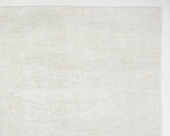 White Kilim Rug 9' 6" x 12' 4" | No. VR36792