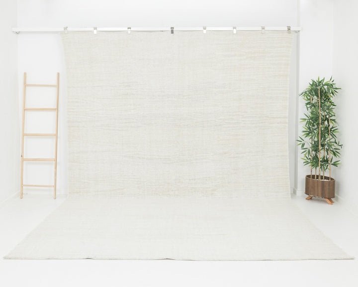 Ivory Kilim Rug 8' 10" x 11' 10" | No. VR58167