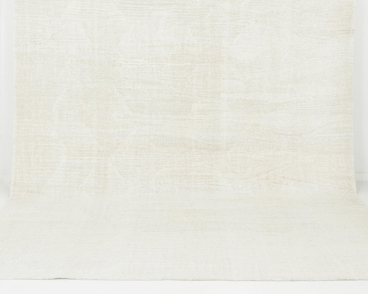 White Kilim Rug 8' 4" x 10' 11" | No. VR36973