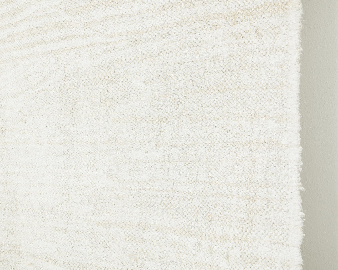 White Kilim Rug 8' 1" x 11' 1" | No. VR19514