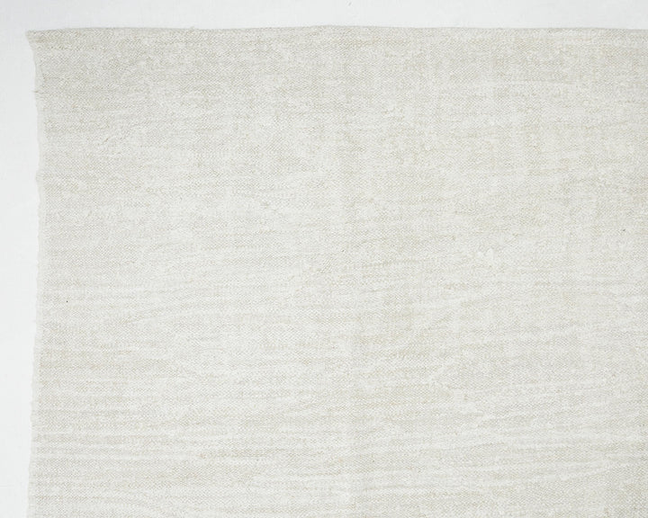 White Kilim Rug 8' 1" x 11' 1" | No. VR19514