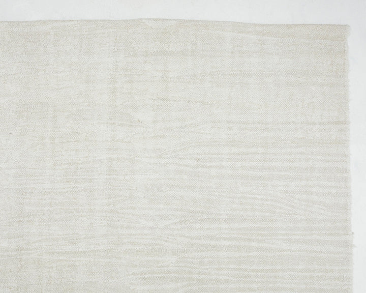 White Kilim Rug 8' 1" x 11' 1" | No. VR19514