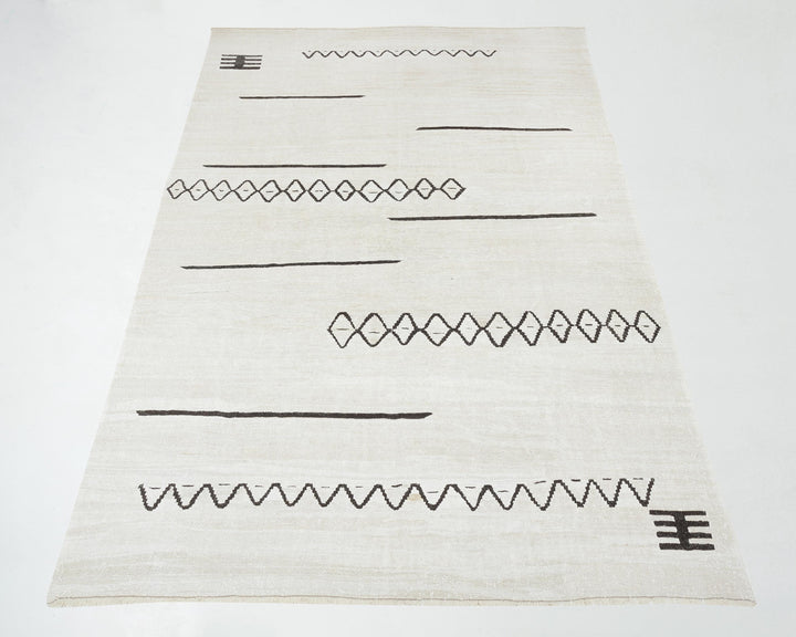 White Kilim Rug 8' x 12' 4" | No. VR41784