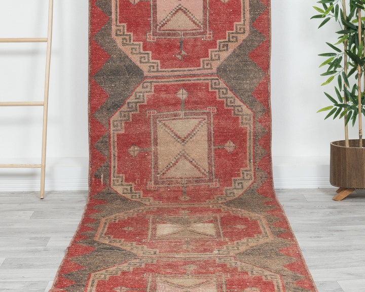 Runner Rug 2' 11" x 11' 11" | No. VR82184