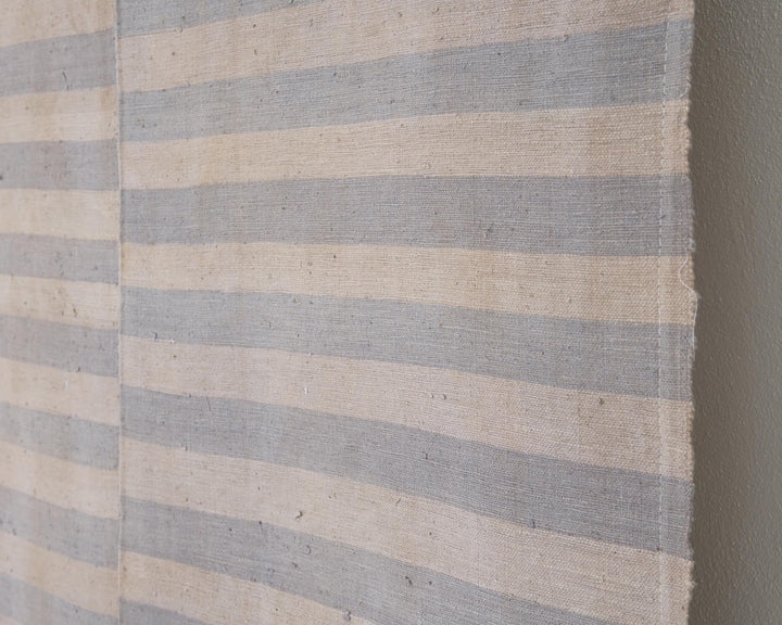 Kilim Rug 5' 4" x 9' 5" | No. VR42805