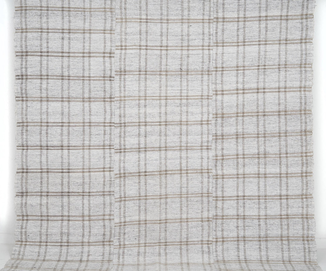 Gray Kilim Rug 5' 10" x 9' 7" | No. VR34696