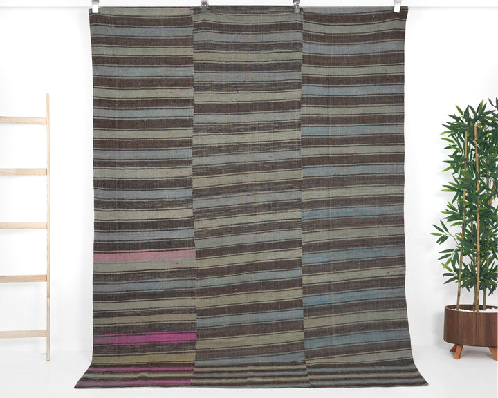 Brown Kilim Rug 5' 10" x 11' 1" | No. VR41155