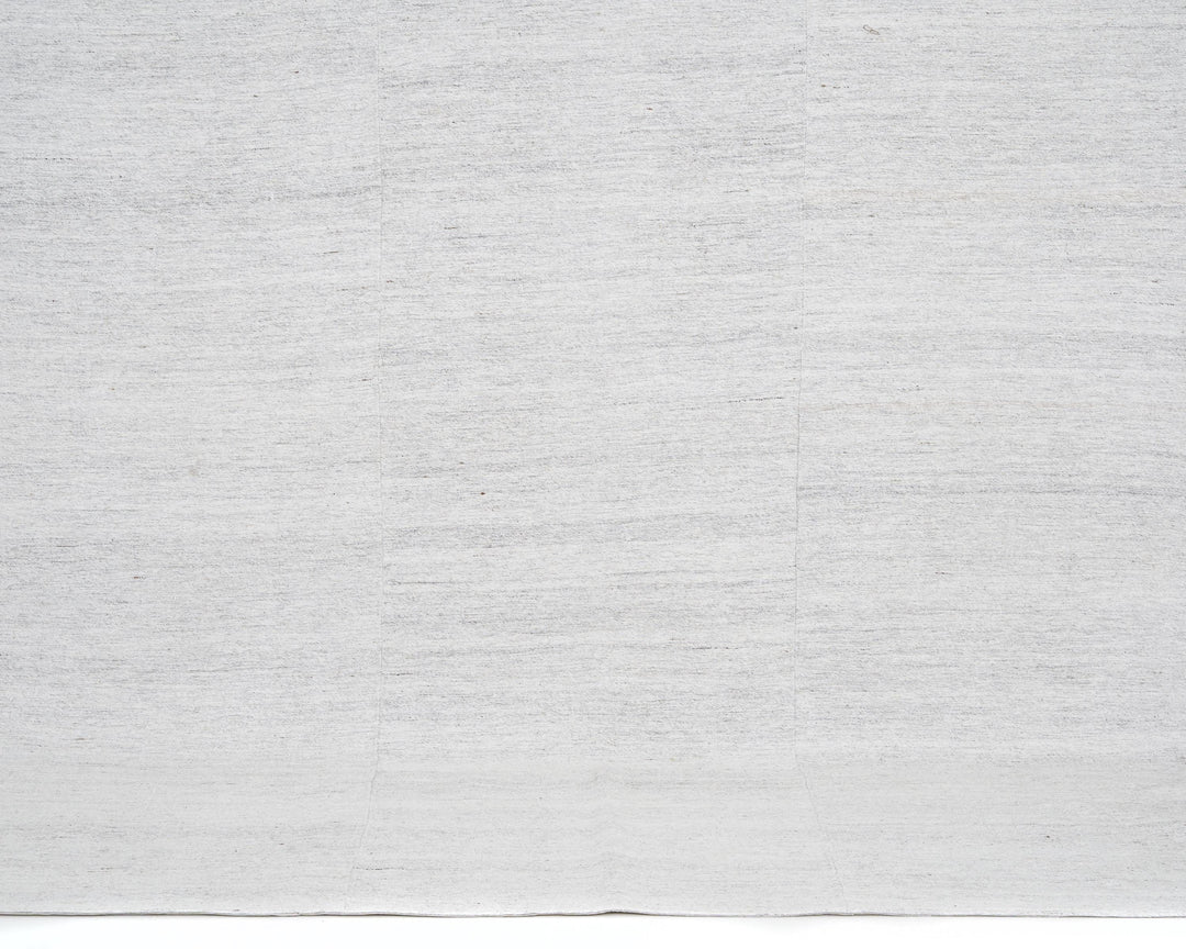 White Kilim Rug 6' 7" x 8' 10" | No. VR37147