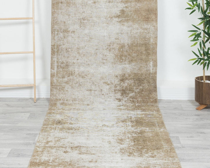 Beige Runner Rug 3' x 11' 6" | No. VR37291