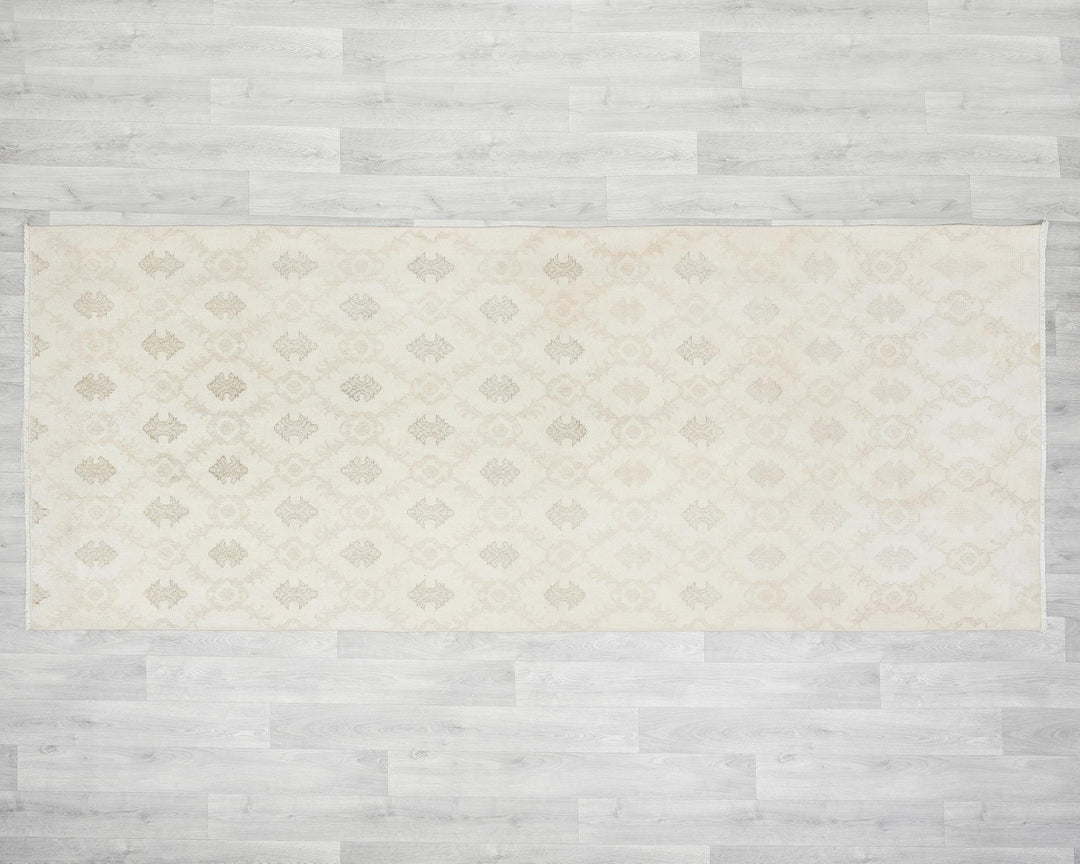 Neutral Oushak Rug 3' 8" x 9' | No. VR14799