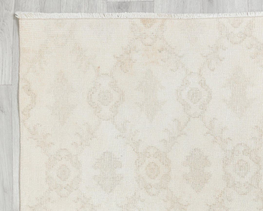 Neutral Oushak Rug 3' 8" x 9' | No. VR14799