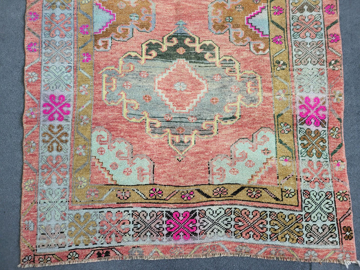 Turkish Oushak Rug 3' 9" x 6' 1" Hand-Knotted view