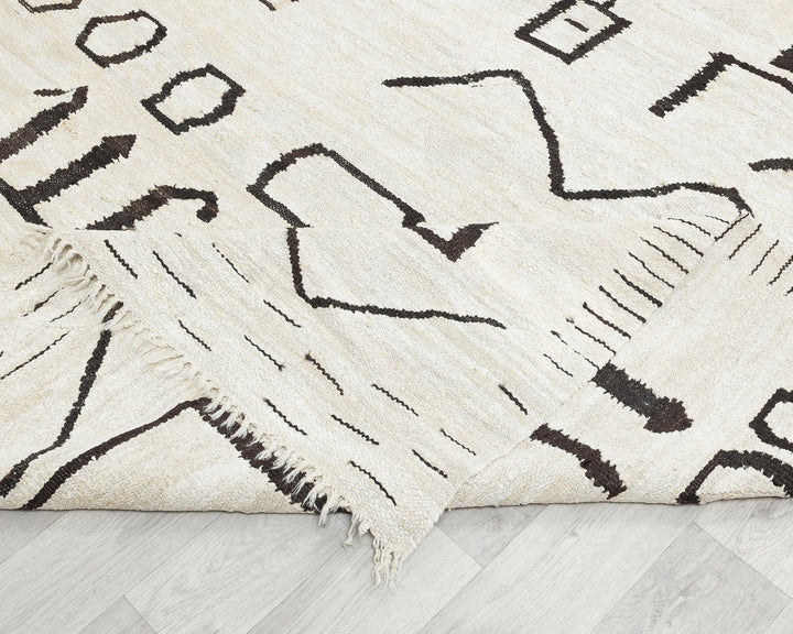 Black Kilim Rug 9' 10" x 12' 1" | No. VR19506