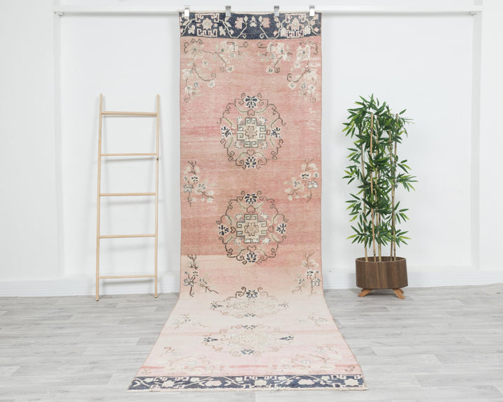 Runner Rug 3' 4" x 11' 7" | No. VR12559