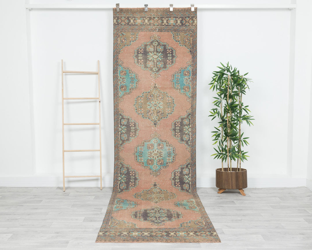 Runner Rug 3' 2" x 11' 1" | No. VR91818
