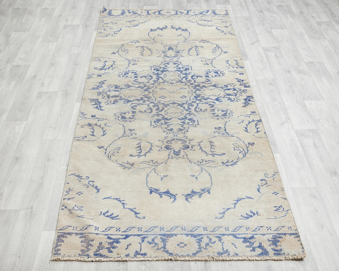 Runner Rug 3' x 8' | No. VR74540