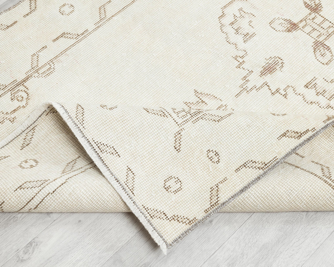 Beige Runner Rug 3' 5" x 11' 4" | No. VR75966