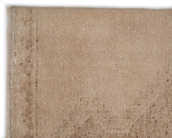 Beige Runner Rug 2' 7" x 12' 7" | No. VR91456