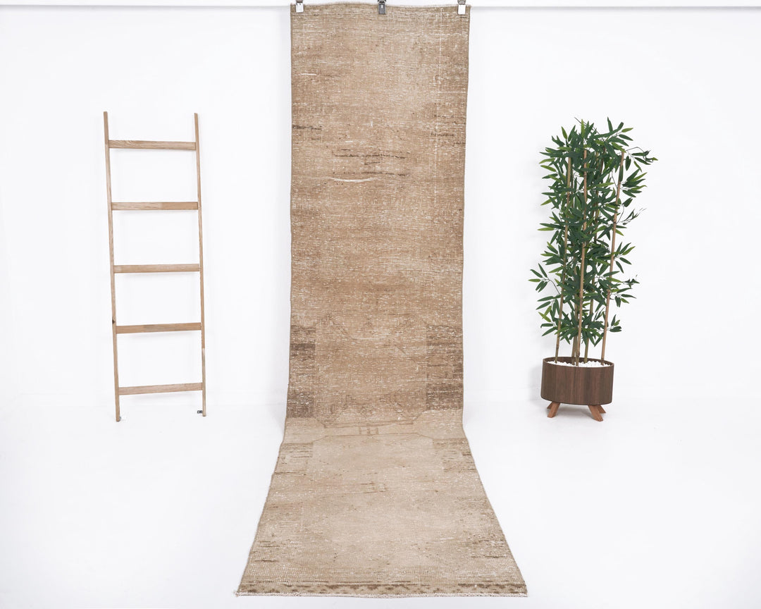 Runner Rug 2' 10" x 11' 2" | No. VR24638