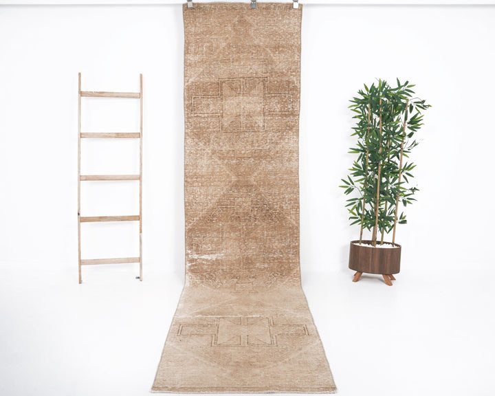 Faded Runner Rug 2' 7" x 11' 2" | No. VR45866