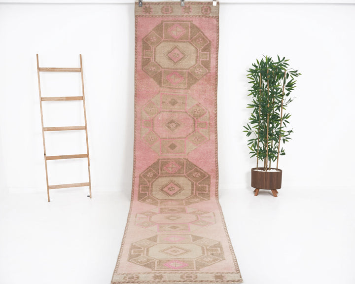 Pink Runner Rug 2' 7" x 12' | No. VR16684