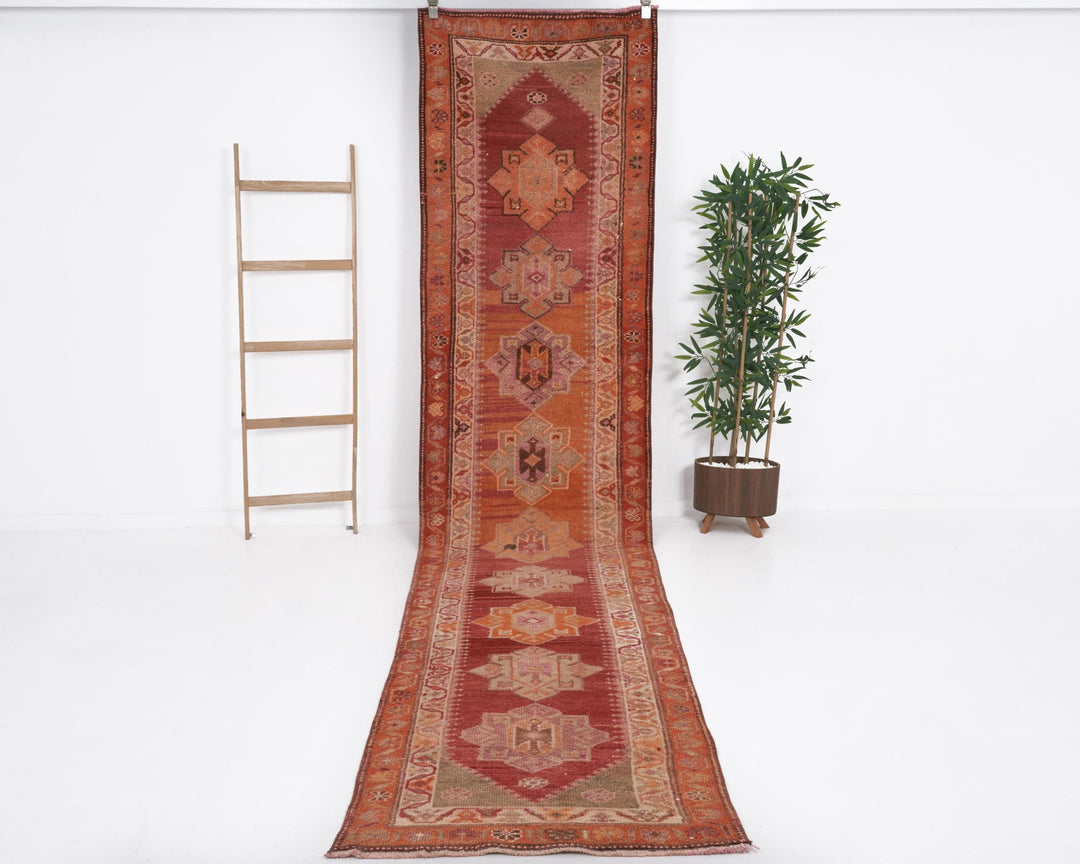 Runner Rug 2' 11" x 13' 1" | No. VR79134