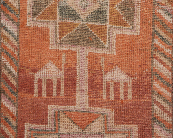 Runner Rug 2' 5" x 9' 5" | No. VR94891