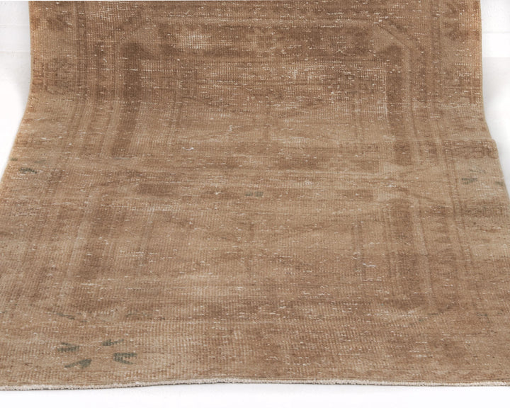 Neutral Runner Rug 3' 2" x 11' 4" | No. VR17990