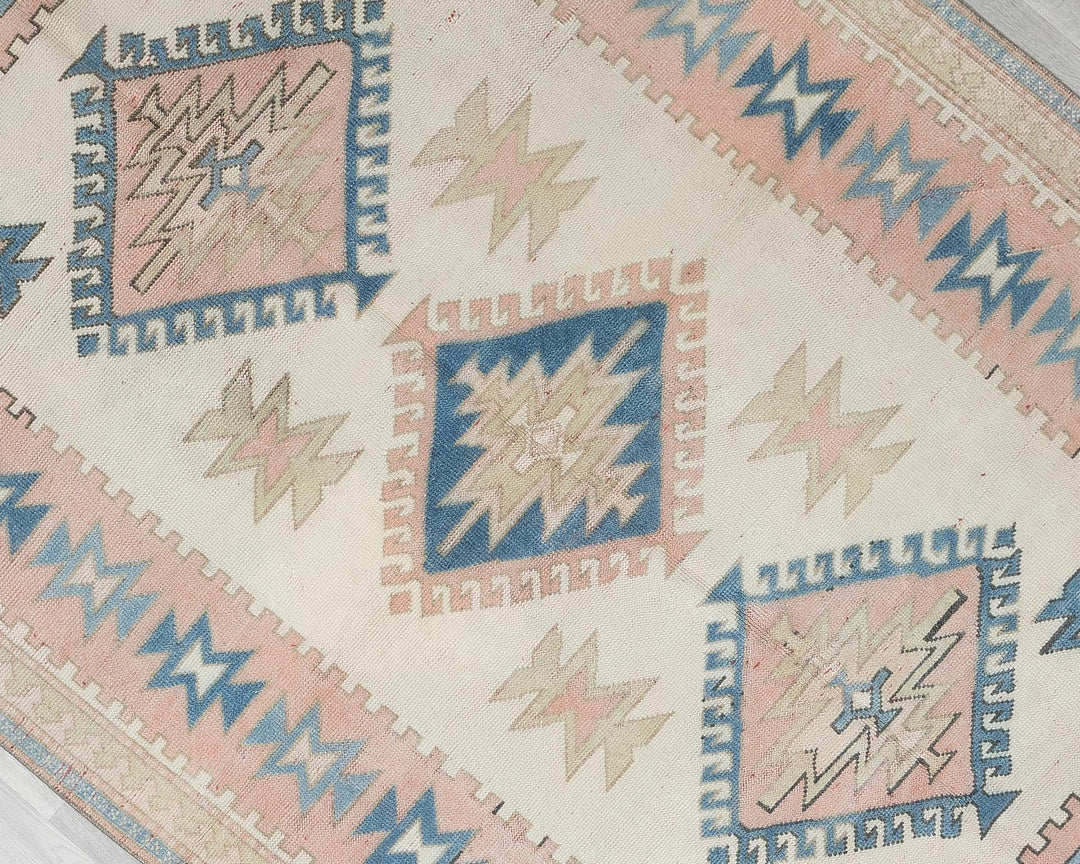 Neutral Oushak Rug 8' x 5' 5" | No. VR89379