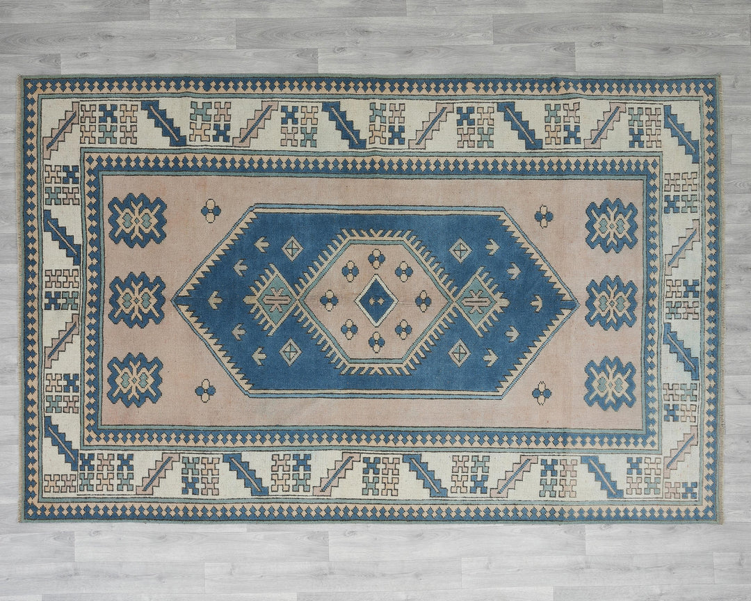 Neutral Oushak Rug 9' 2" x 6' 1" | No. VR94700