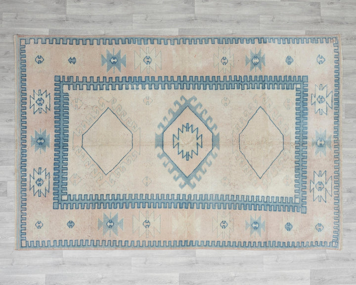 Neutral Oushak Rug 8' 2" x 5' 9" | No. VR50162