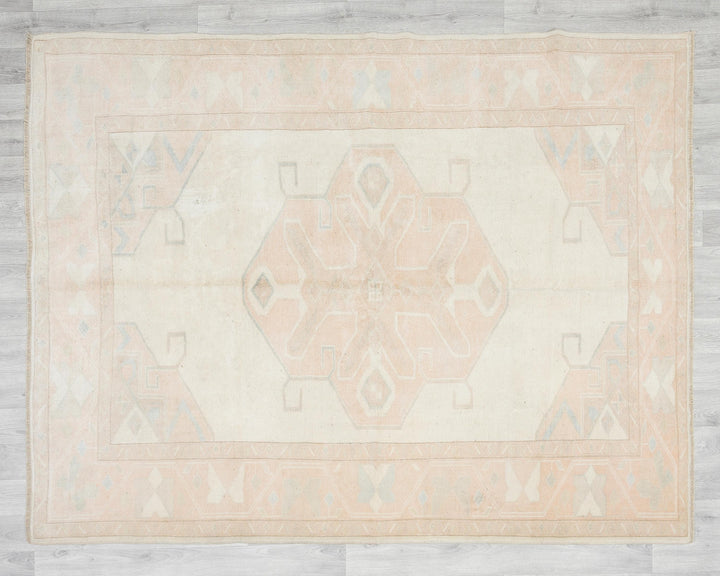 Beige Oushak Rug 7' 1" x 5' 10" | No. VR22774
