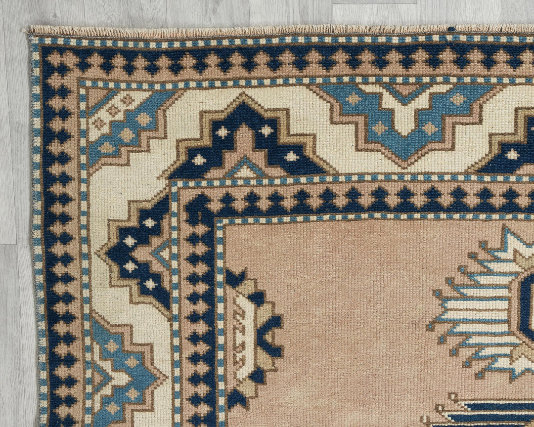 Neutral Oushak Rug 5' 5" x 8' 7" | No. VR95585