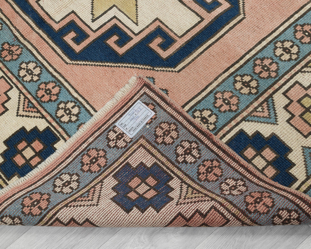 Pink Oushak Rug 5' 4" x 7' 11" | No. VR61513