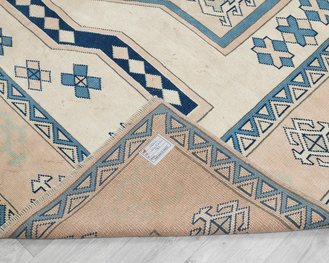 Oushak Rug 6' 7" x 9' 2" | No. VR94968