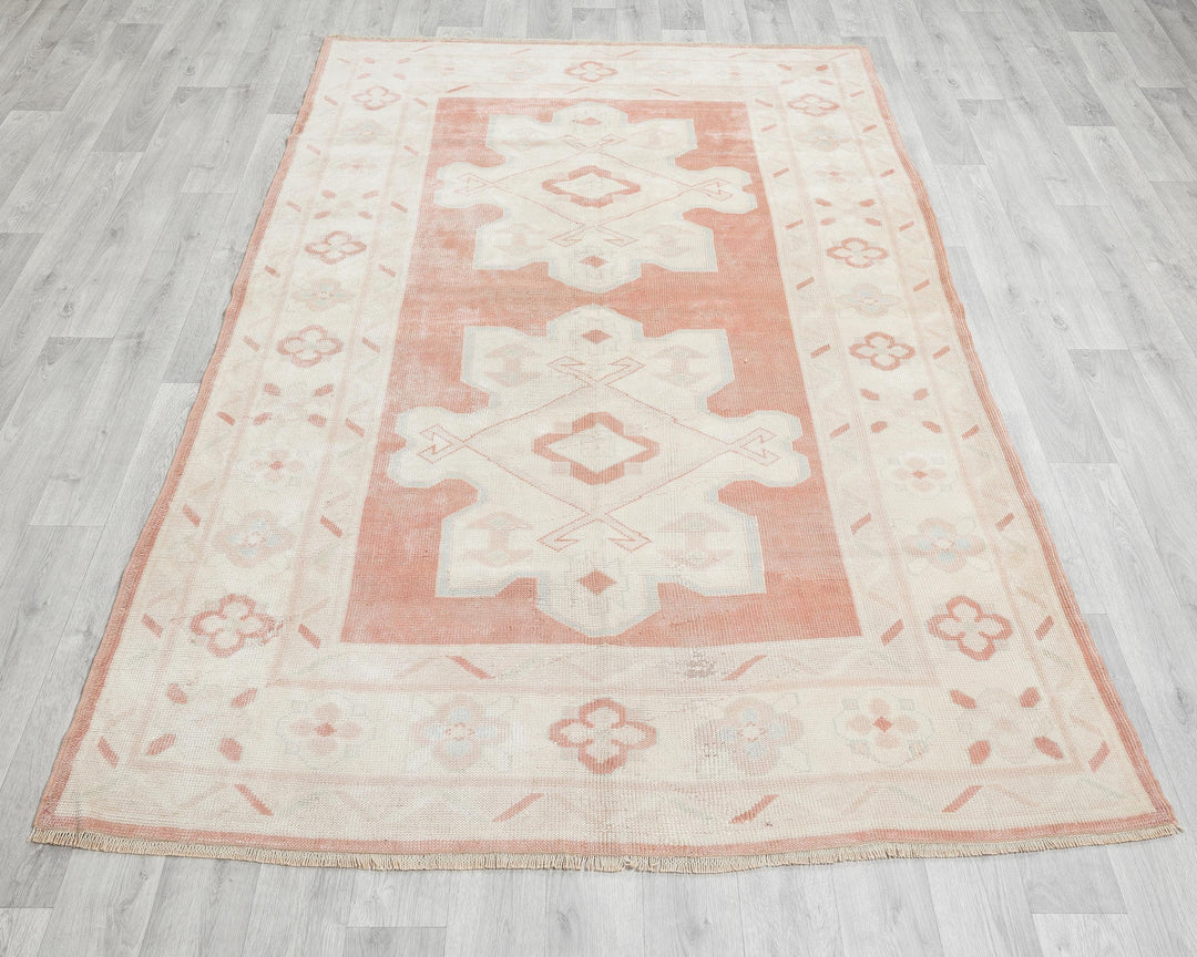 Oushak Rug 5' x 7' 8" | No. VR51979