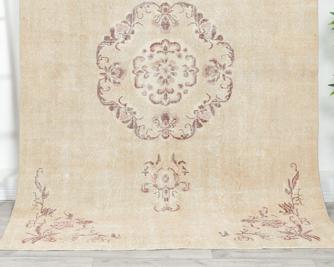 Oushak Rug 8' 4" x 5' 7" | No. VR37212