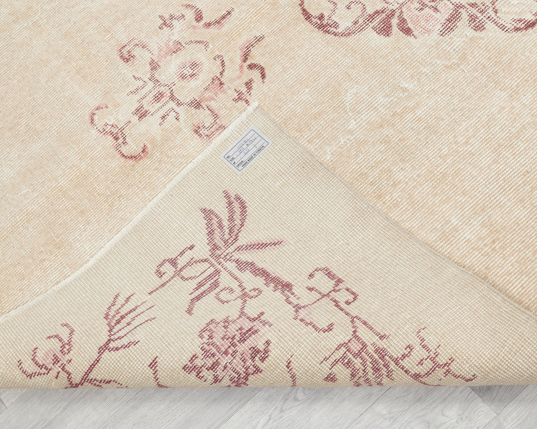 Oushak Rug 8' 4" x 5' 7" | No. VR37212