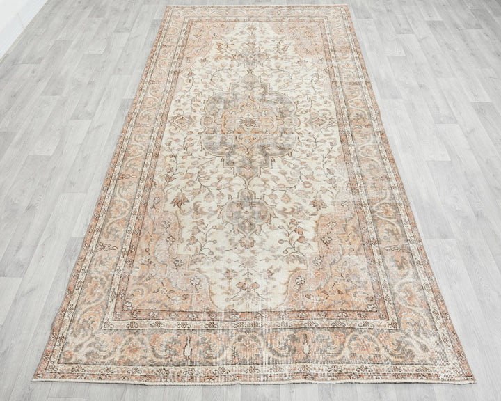 Rust Oushak Rug 9' 2" x 4' 7" | No. VR18607