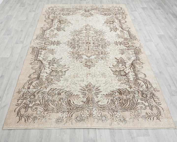 Oushak Rug 5' 7" x 8' 8" | No. VR88359