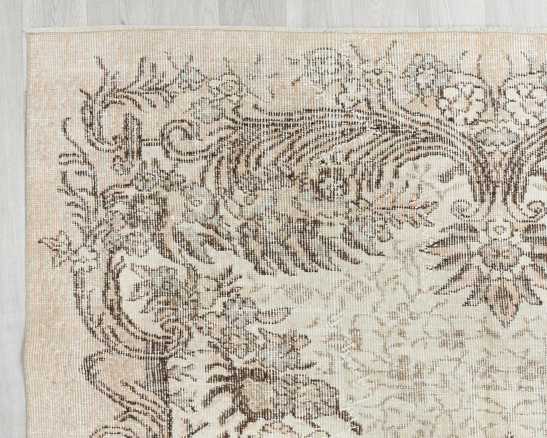 Oushak Rug 5' 7" x 8' 8" | No. VR88359