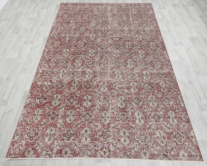 Red Oushak Rug 5' x 8' 7" | No. VR42124