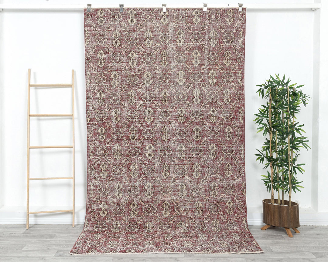Red Oushak Rug 5' x 8' 7" | No. VR42124
