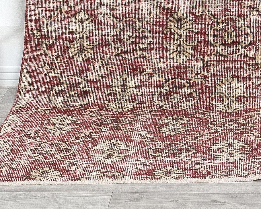 Red Oushak Rug 5' x 8' 7" | No. VR42124
