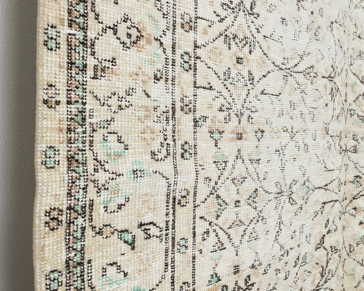 Oushak Rug 5' 8" x 9' | No. VR14247
