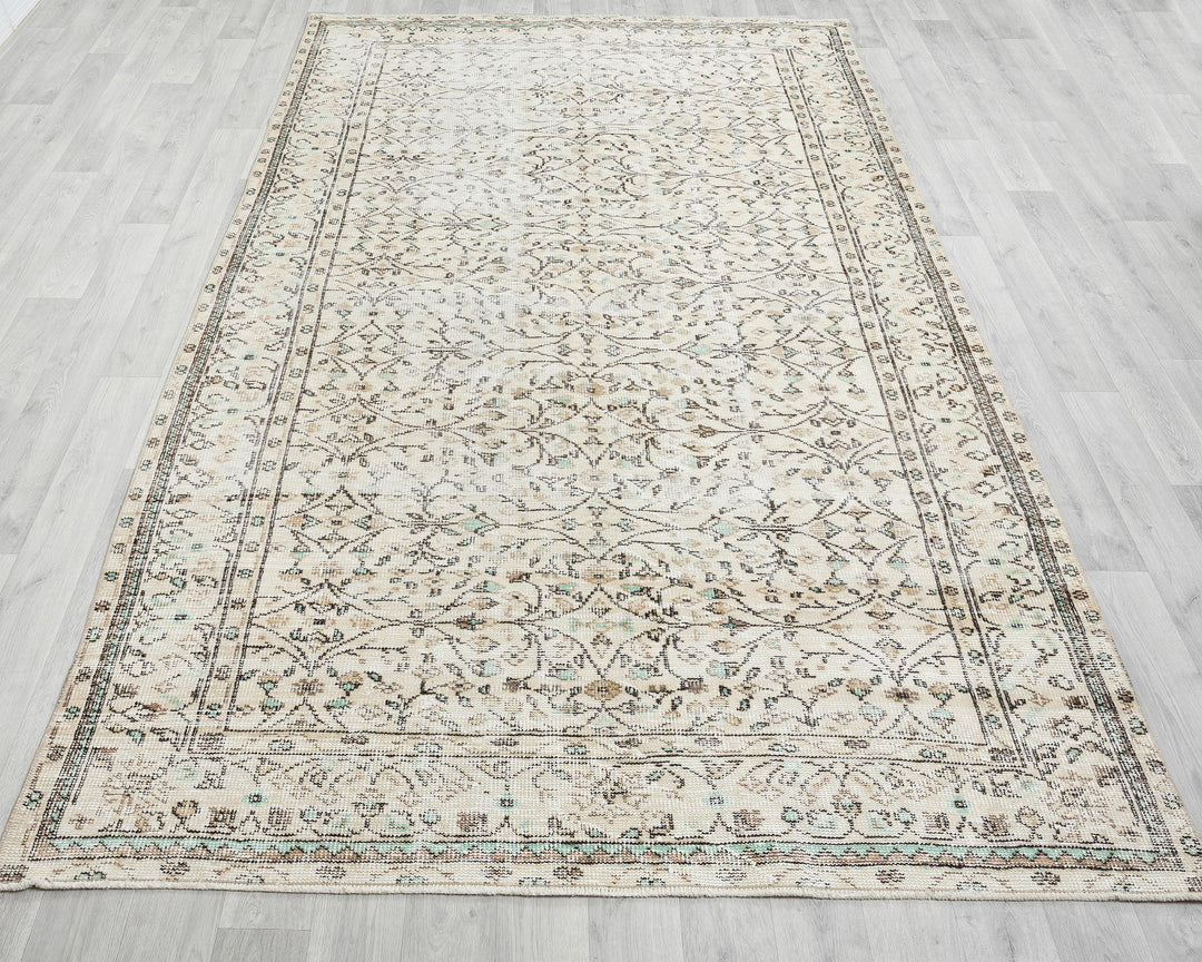 Oushak Rug 5' 8" x 9' | No. VR14247