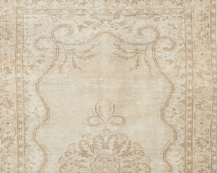 Pink Oushak Rug 4' 10" x 8' 1" | No. VR82673