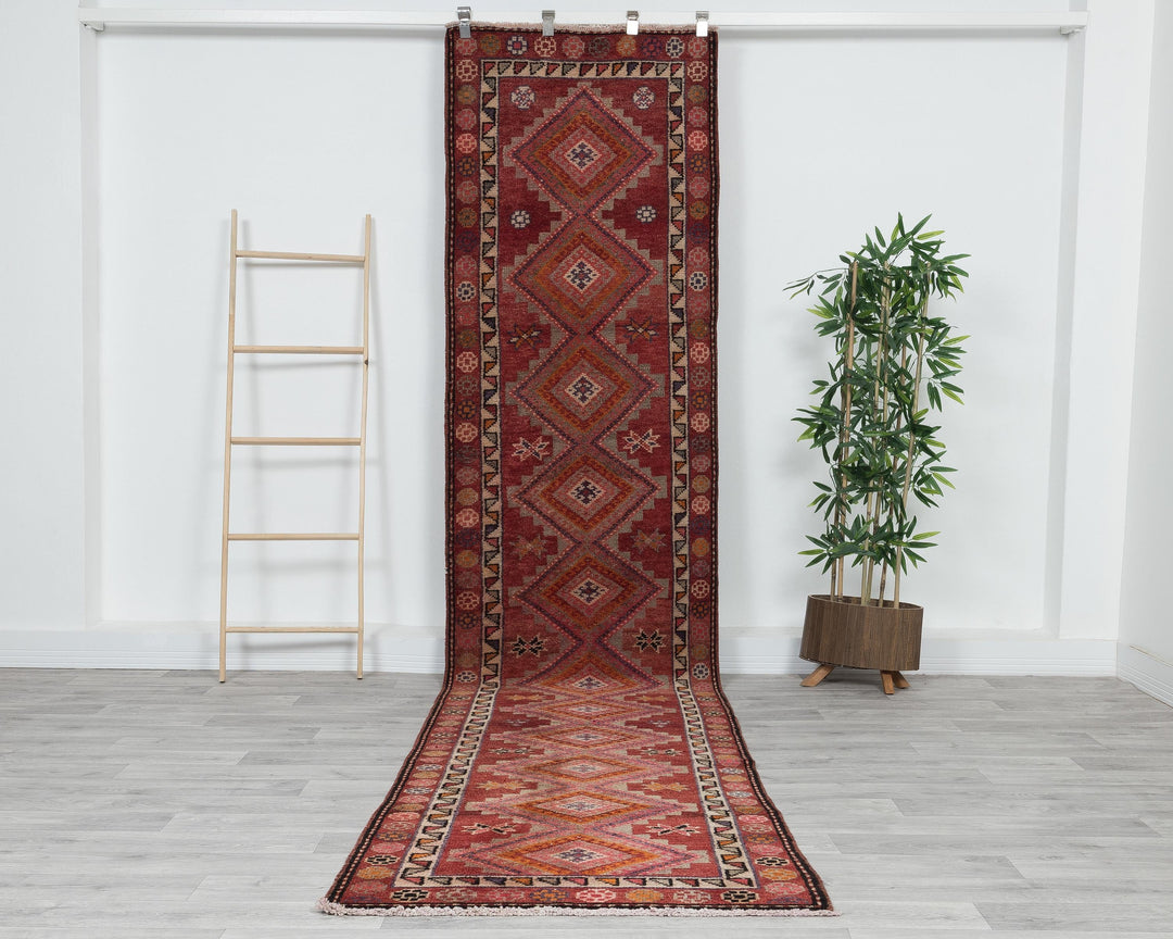 Runner Rug 12' 10" x 2' 11" | No. VR95540