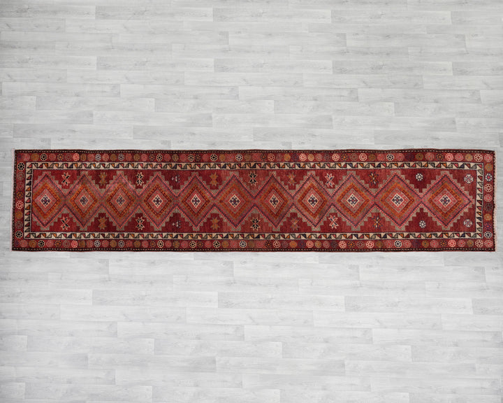 Runner Rug 12' 10" x 2' 11" | No. VR95540