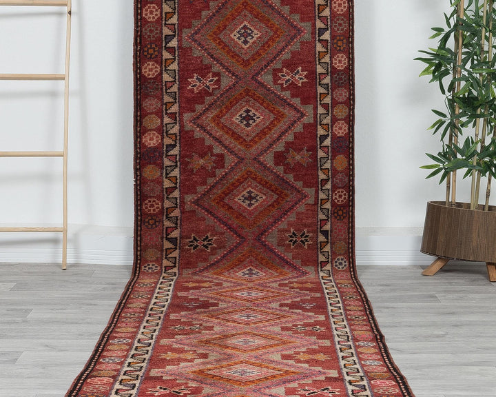 Runner Rug 12' 10" x 2' 11" | No. VR95540